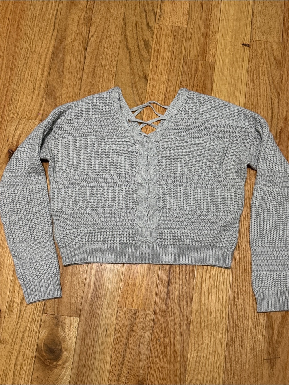 Crochet Cable Knit V-Neck Women's Sweater in Light Gray